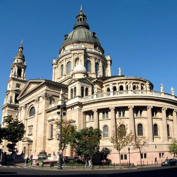 Appartamento 4Br , 3Bhr With Ac At The Opera Budapest Esterno foto
